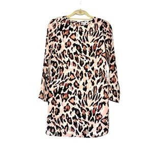 Bar III Pink Leopard Print Short Dress Sz XS 
Back Zip with Hook & Eye Closure